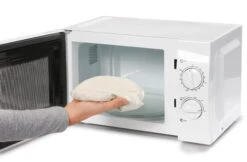 Nici 35988 Warm NICI Dream Friends Löwe Wild Friends 30x20cm Wärmekissen -Spielzeug Discounter 35988 weiss 2048x1340 1