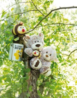 Nici 44472 MagNICI Baby-Bär Classic Bear Bär Ca 12cm Plüsch -Spielzeug Discounter 44465 11 44475 44480 44481 Milieu 1598x2048