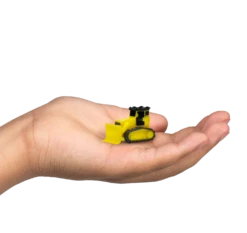 JAZWARES MicroMachines Cargo Frachtflugzeug Feuerwehr Spielset Inkl. Fahrzeug MMW0080 -Spielzeug Discounter Hand Scale 01 MMW0005 2 kk